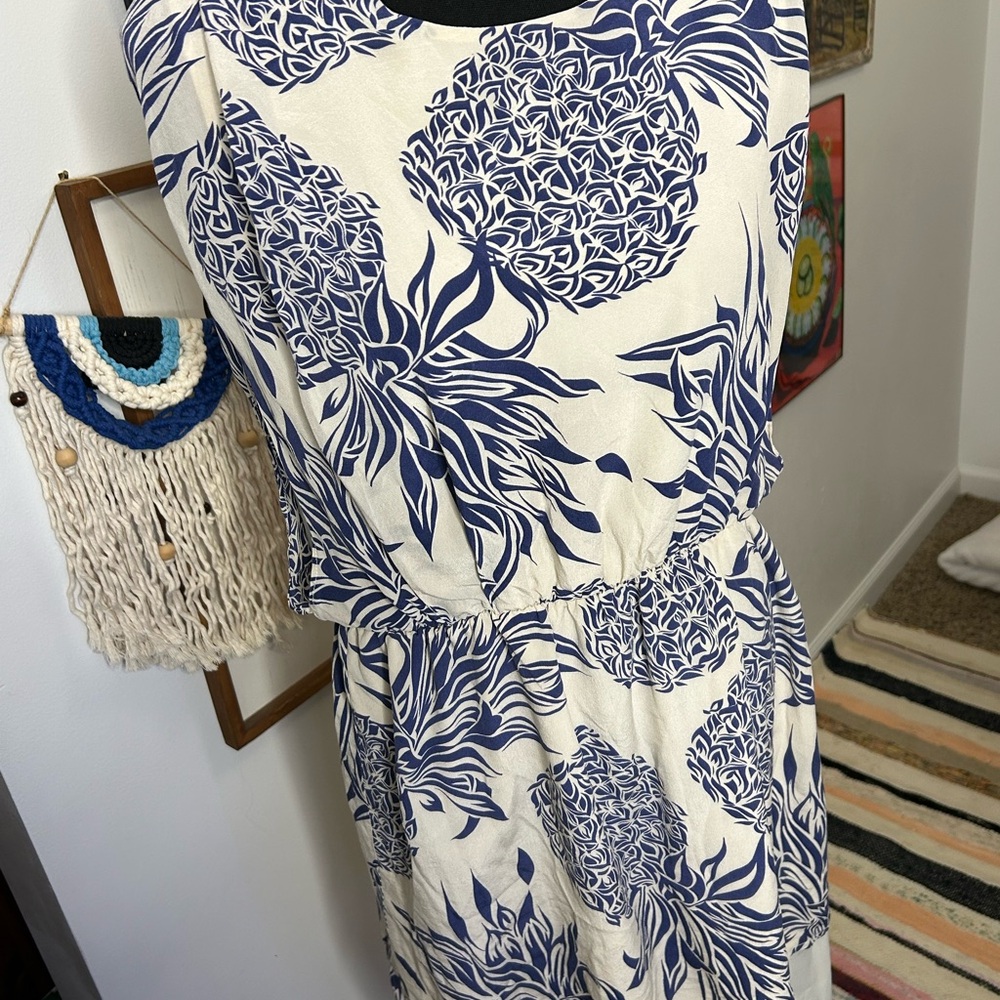 Stylish Navy and Cream pineapple Midi Dress/ medium